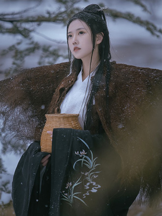 隐于群山，无迹可寻