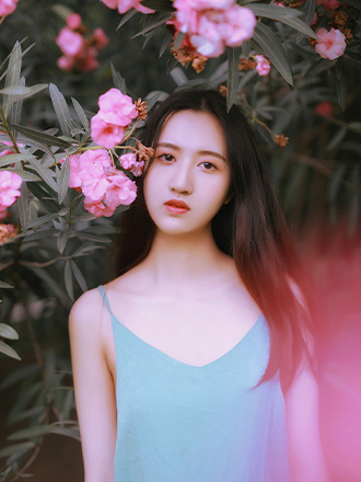 你任何无人称道的美丽，不及我第一次遇见你。