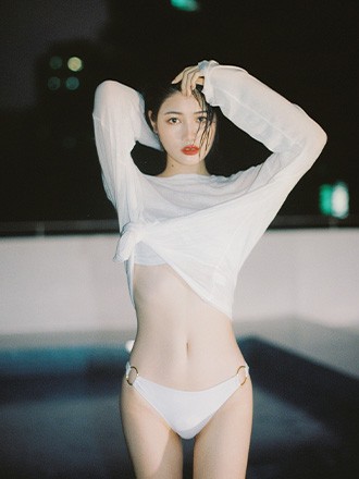 蓓蓓 