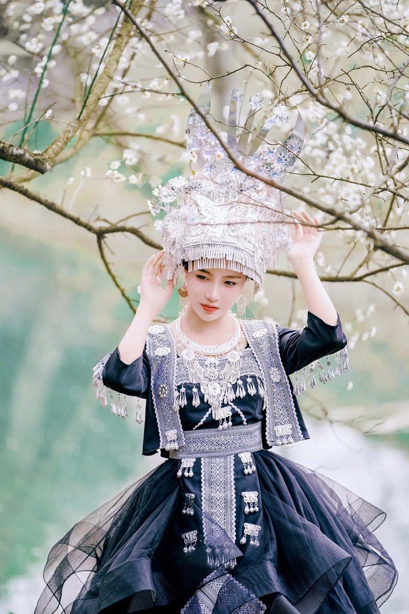 曲水寻梅