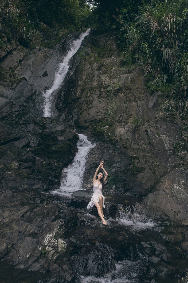 流水无情