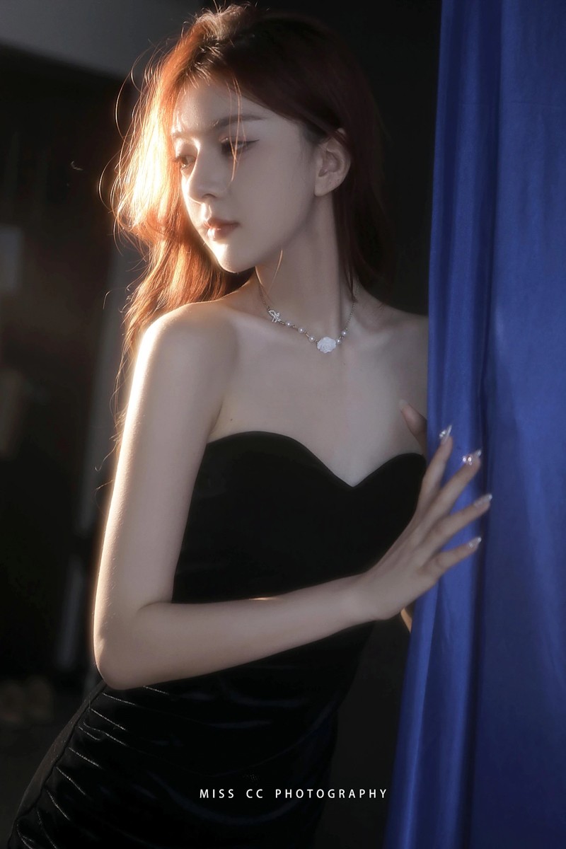 掉进深蓝里