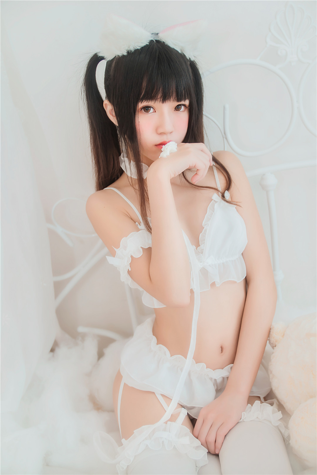 白丝美少女