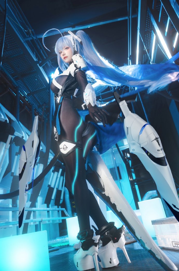 交错战线杜兰德尔 Durandal