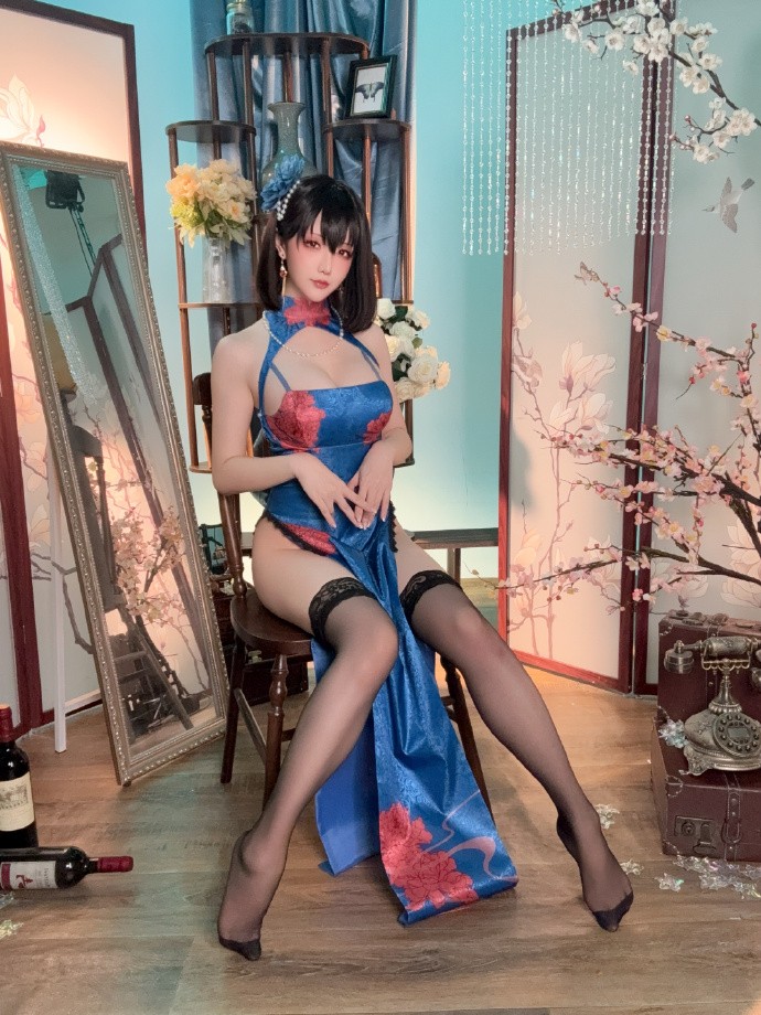 碧蓝航线赶巧祝大家旗开得胜