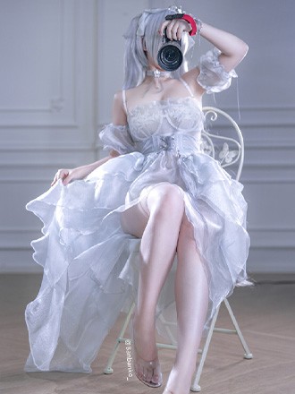 先来点灰姑娘自拍