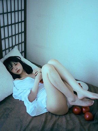 我被红色的汁液包裹